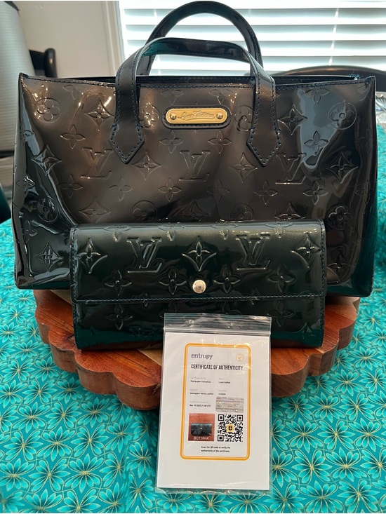 Louis Vuitton Handbags - Louis Vuitton Deep Green Vernis Monogram Patent Leather Satchel w/Wallet